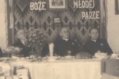 Ks. Stopka - wesele Zofii i Jana Kawalerów 19 X 1946 r.